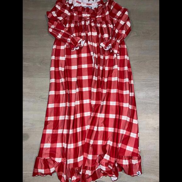 Sweet honey red plaid robe sz 6